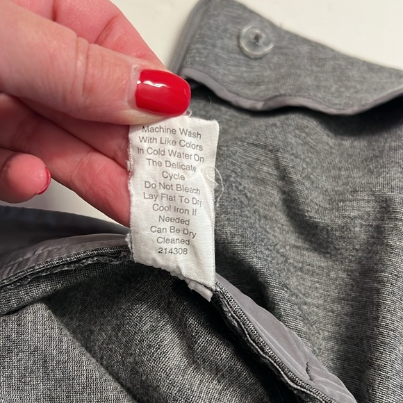 Cabi Newport Pant Style 814 in medium gray. 
Size Large. Greater used condition. - Picture 6 of 6